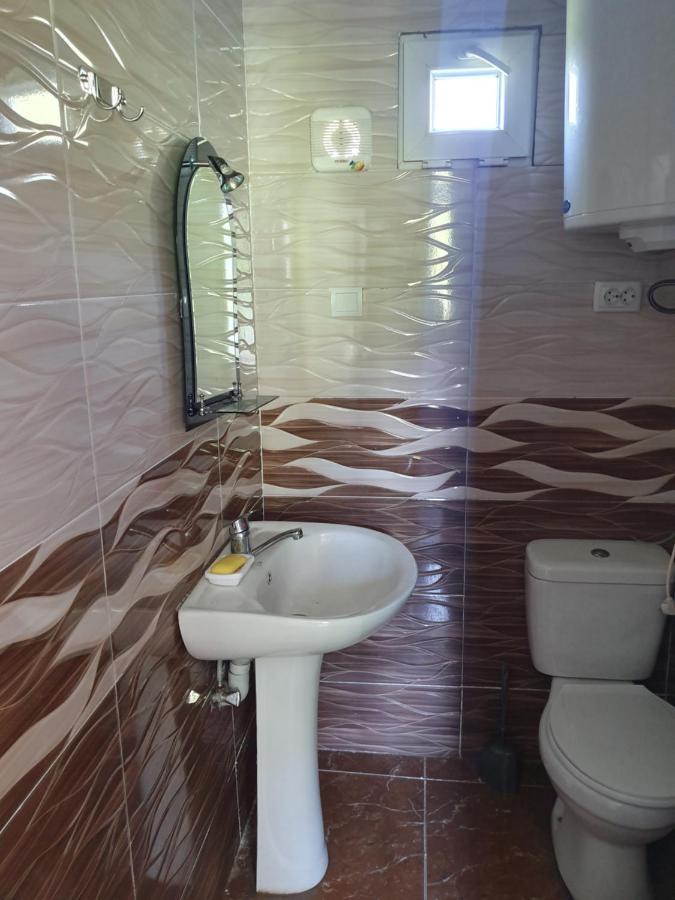 Valodia Guest House In Местия Екстериор снимка